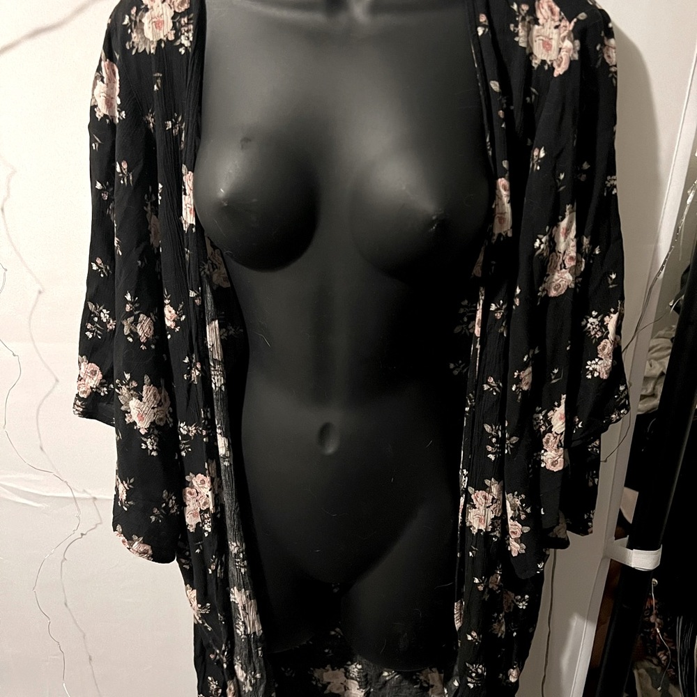Lovely floral open tunic